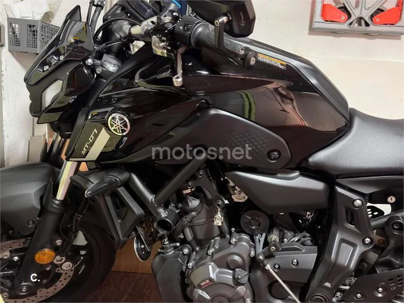 Yamaha MT-07 - Vista 6