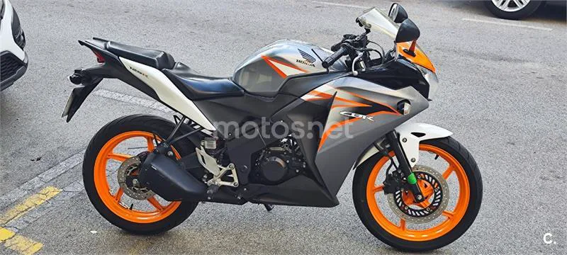 Honda CBR125R 1950 € 2012 Barcelona - 1