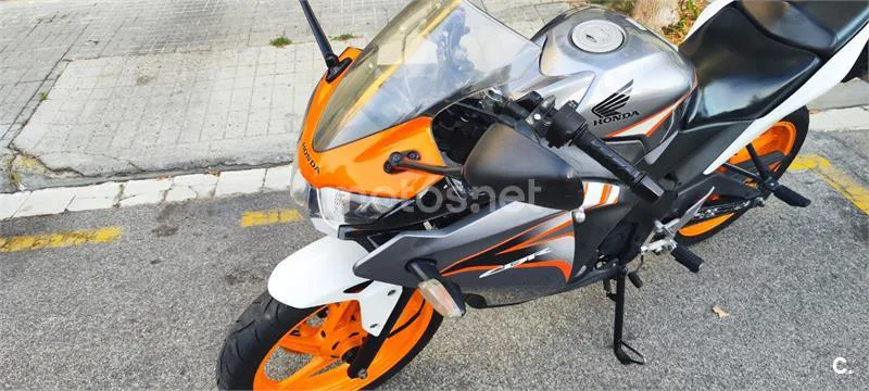 Honda CBR125R 1950 € 2012 Barcelona - 2