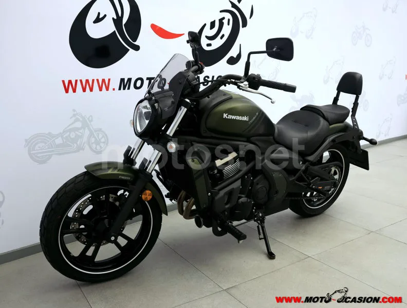Kawasaki Vulcan S - Vista 8