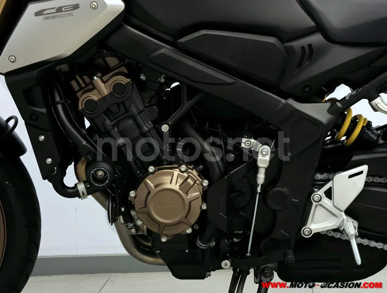 Honda CB650R - Vista 10