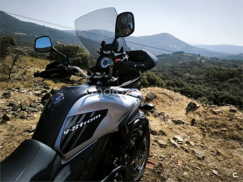 Suzuki V-Strom 650XT - Vista 5