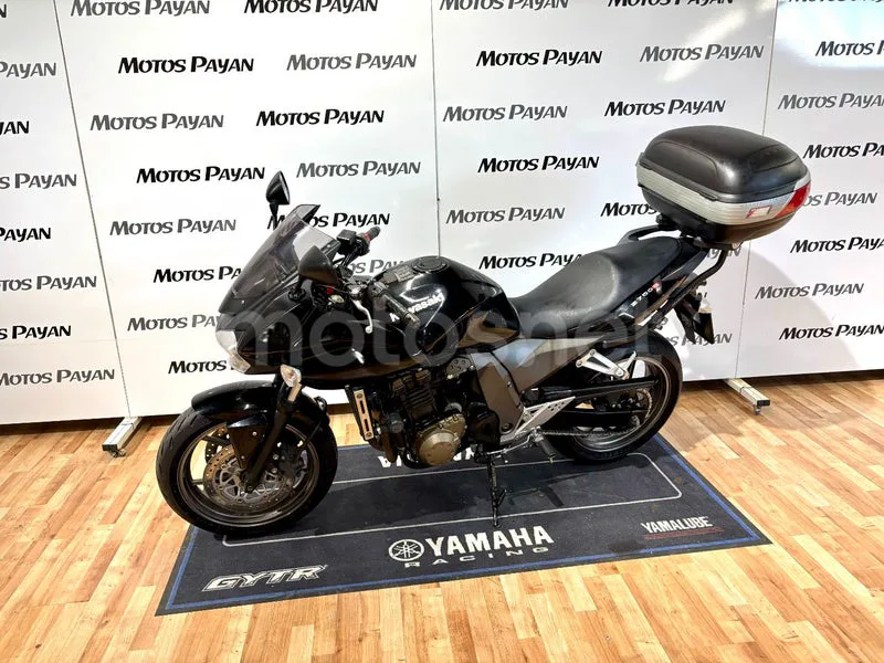 Kawasaki Z750 - Vista 5