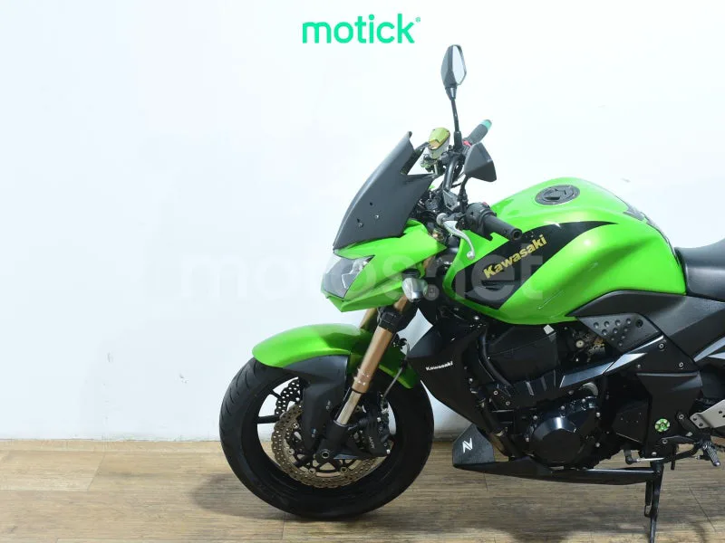 Kawasaki Z750R - Vista 8