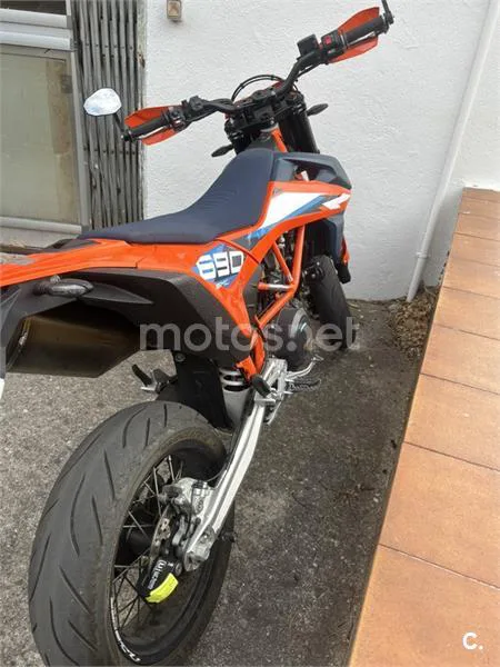 KTM 690 SMC R 9550 € 2024 Ávila - 1