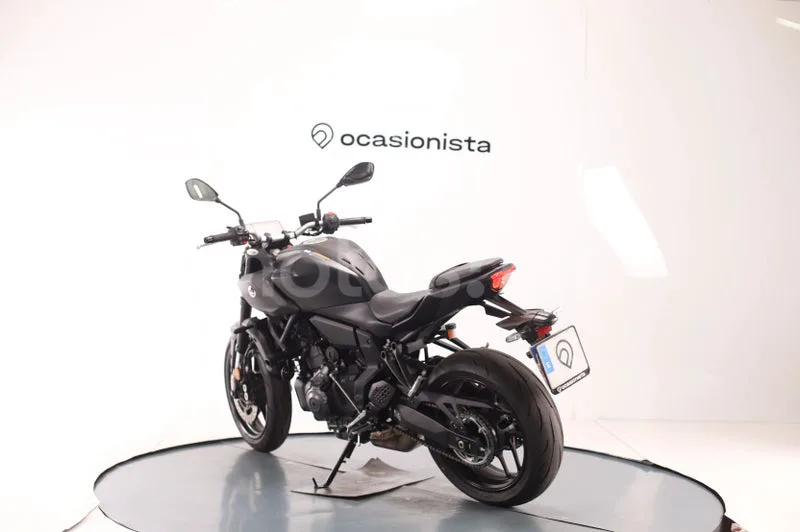 Yamaha MT-07 - Vista 4