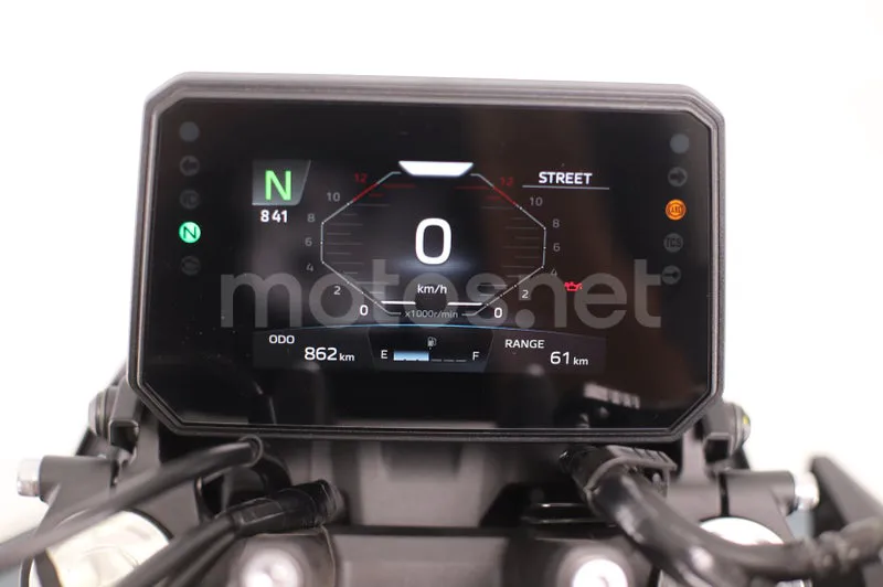 Yamaha MT-07 - Vista 6