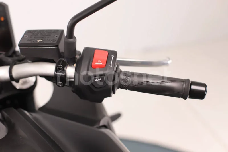 Yamaha MT-07 - Vista 9
