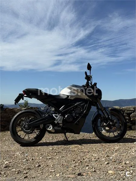 Honda CB125R 4000 € 2023 Salamanca - 2