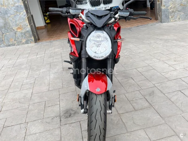 MV Agusta Brutale - Vista 3