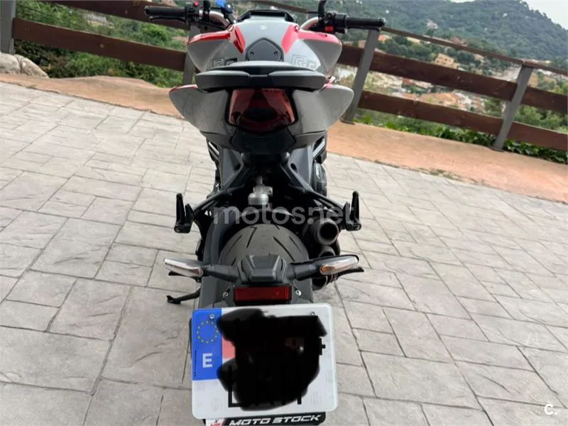 MV Agusta Brutale - Vista 4