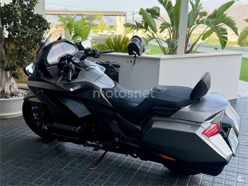 Honda Gold Wing - Vista 5