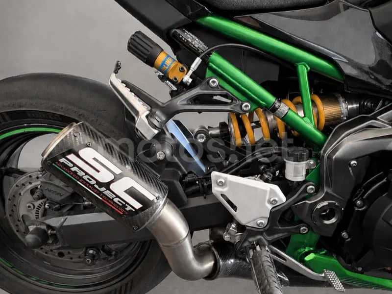 Kawasaki Z900 - Vista 4