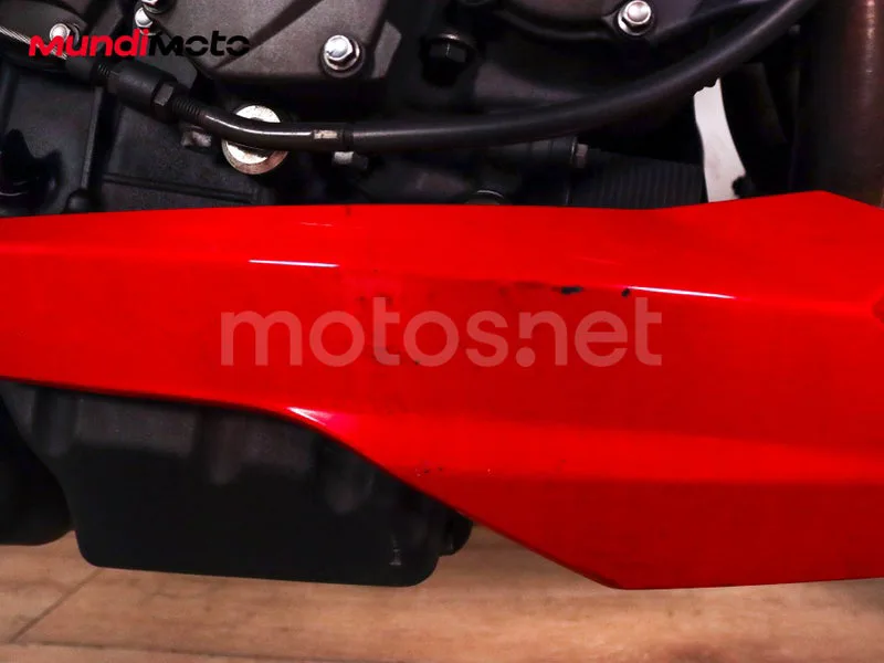 Triumph Street Triple - Vista 20