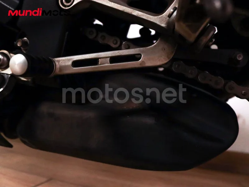Triumph Street Triple - Vista 31