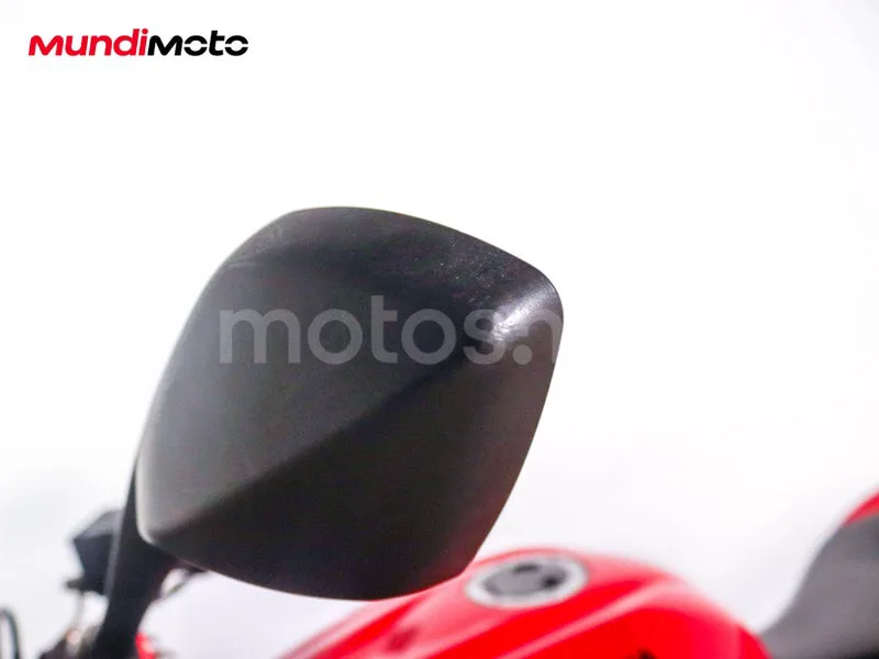Triumph Street Triple - Vista 37