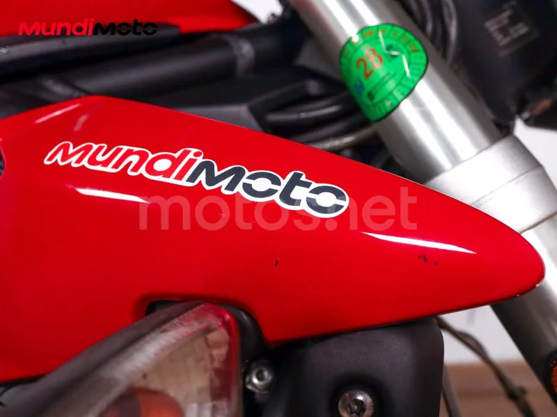 Triumph Street Triple - Vista 39