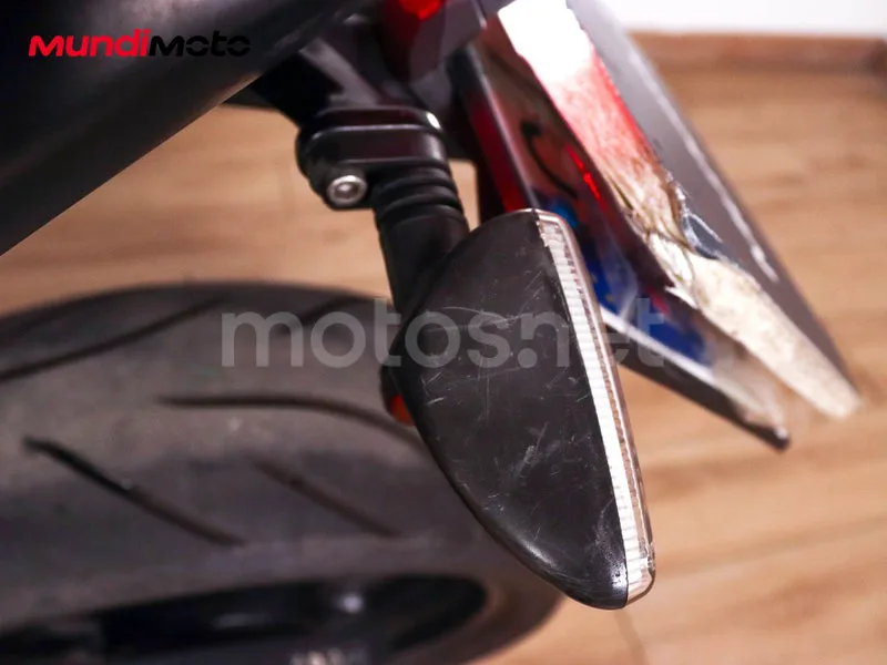 Triumph Street Triple - Vista 42