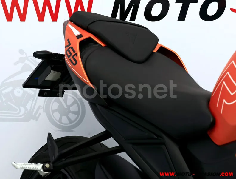 Triumph Street Triple 765 - Vista 10