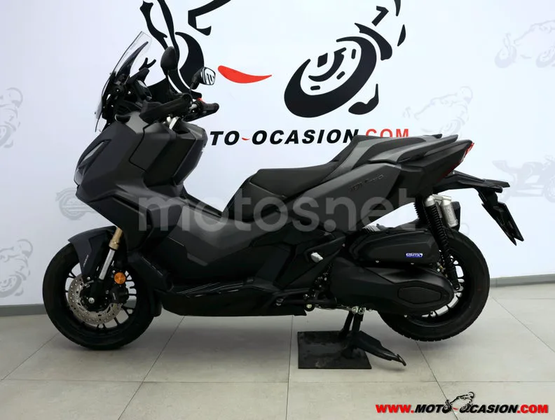 Honda ADV350 - Vista 7
