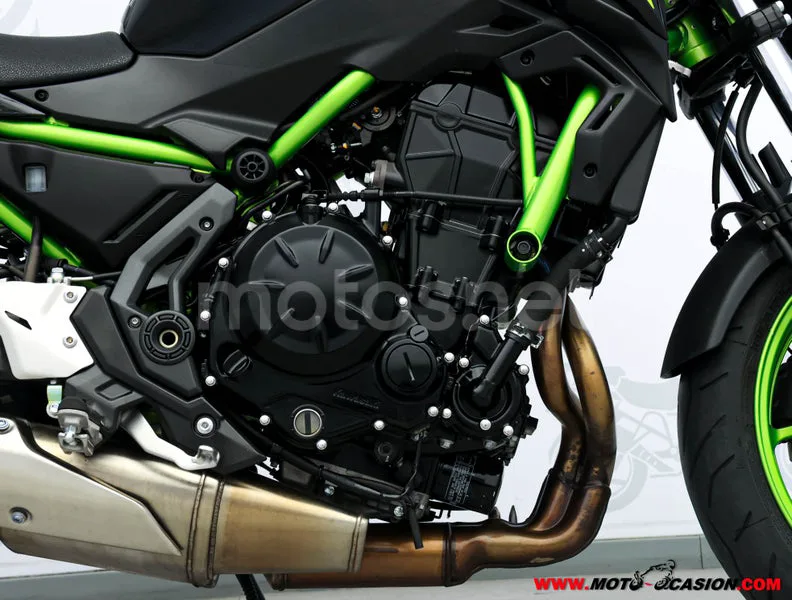 Kawasaki Z650 - Vista 5