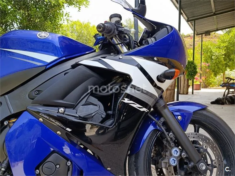 Yamaha YZF-R6 - Vista 4