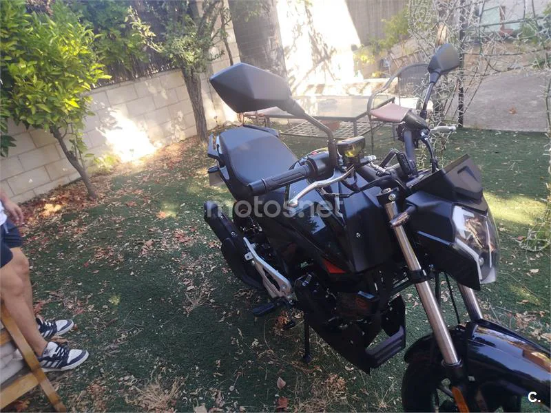 Keeway RKS 125 - Vista 4
