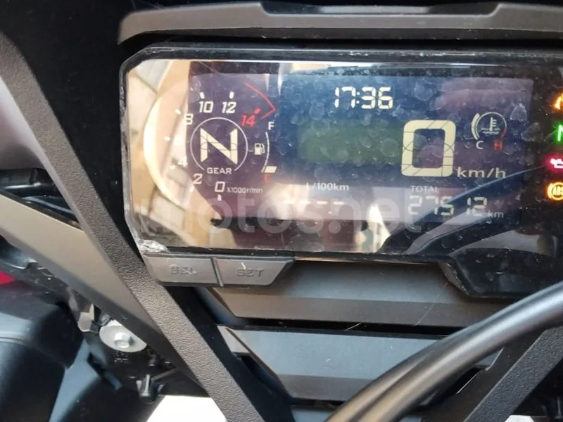 Honda CBR650R - Vista 7