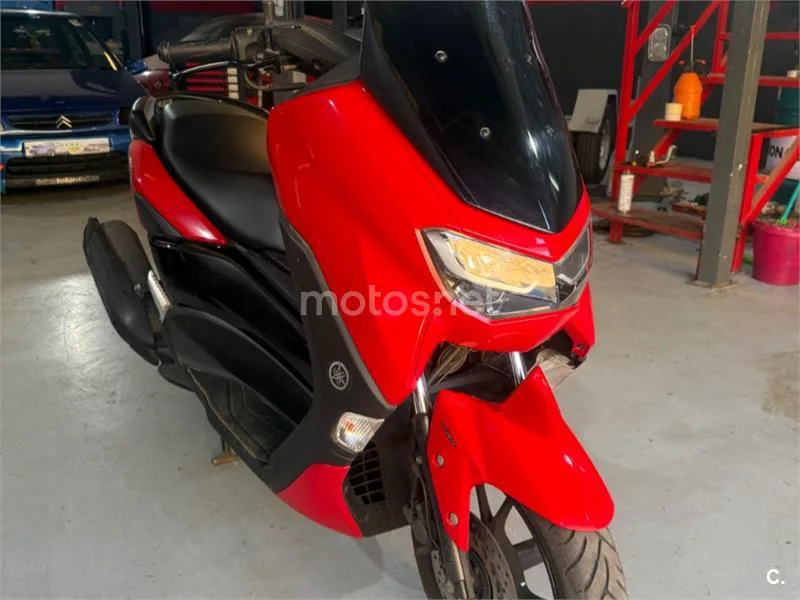 Yamaha NMAX - Vista 4