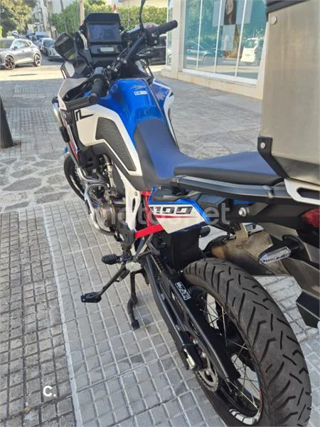 Honda CRF1100L Africa Twin - Vista 3