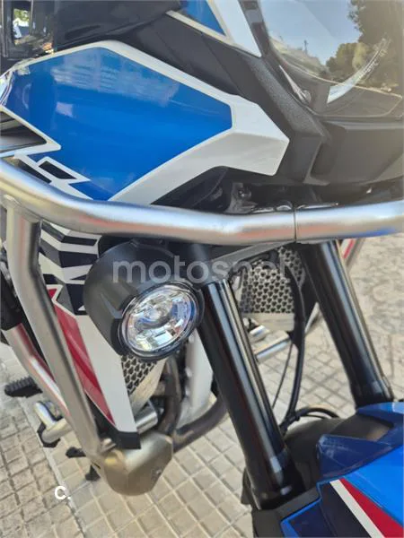 Honda CRF1100L Africa Twin - Vista 21