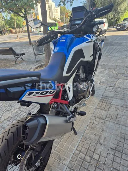 Honda CRF1100L Africa Twin - Vista 4