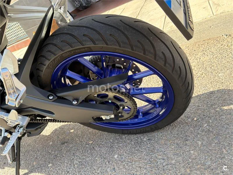 Yamaha MT-125 - Vista 4