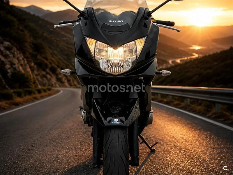 Suzuki Bandit 650S 2990 € 2010 Pontevedra - 1