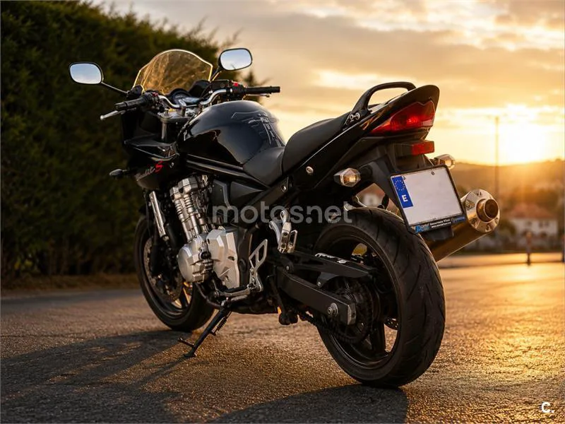 Suzuki Bandit 650S - Vista 3