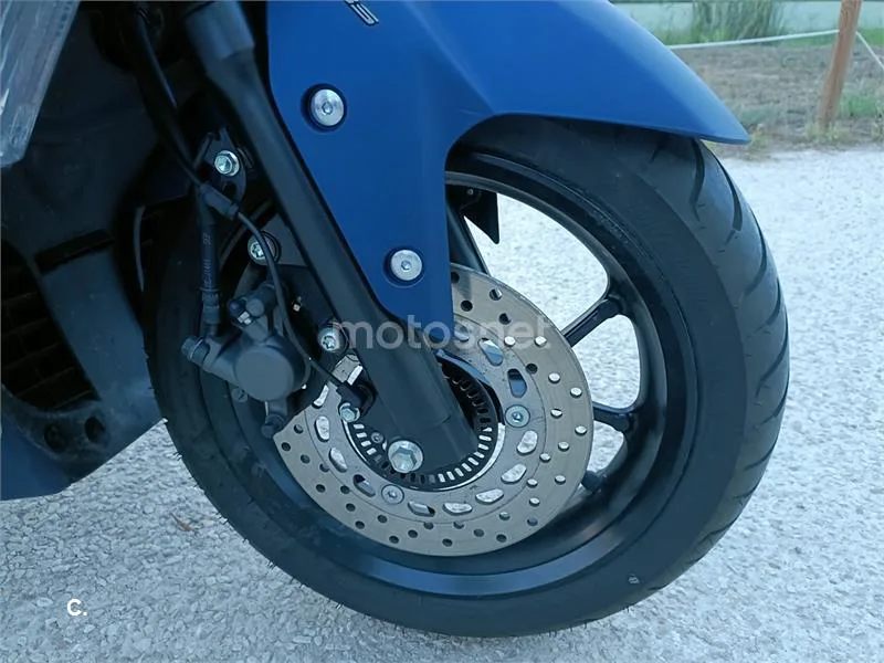 Yamaha NMAX - Vista 18