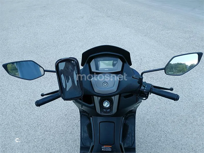 Yamaha NMAX - Vista 22