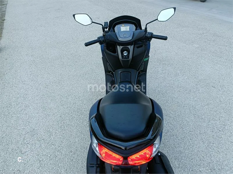 Yamaha NMAX - Vista 8