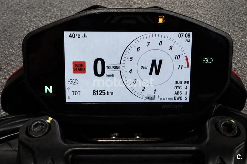 Ducati Hypermotard - Vista 4