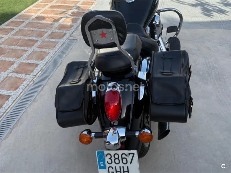 Kawasaki VN900 Custom - Vista 4
