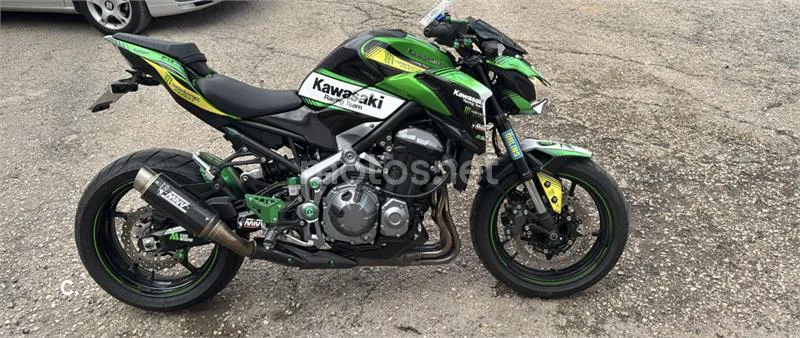 Kawasaki Z900 - Vista 3