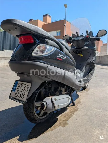 Piaggio X9 Evolution 125 - Vista 12