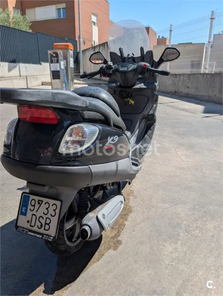 Piaggio X9 Evolution 125 - Vista 13