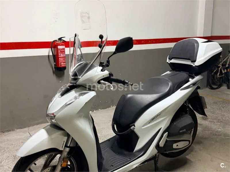 Honda SH125i - Vista 4