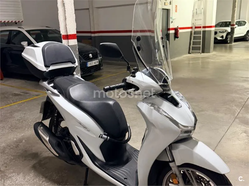 Honda SH125i - Vista 6