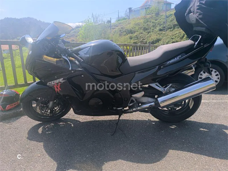 Honda CBR1100XX Super Blackbird 4000 € 1997 Asturias - 1