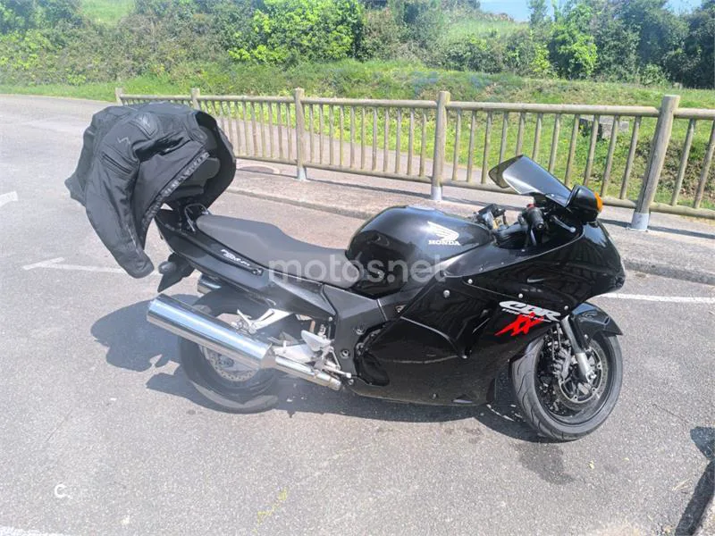 Honda CBR1100XX Super Blackbird 4000 € 1997 Asturias - 2