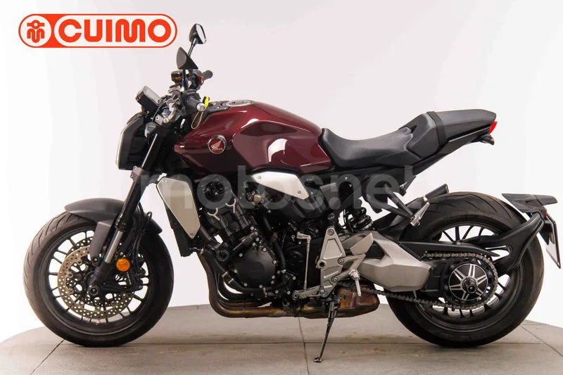 Honda CB1000R - Vista 11