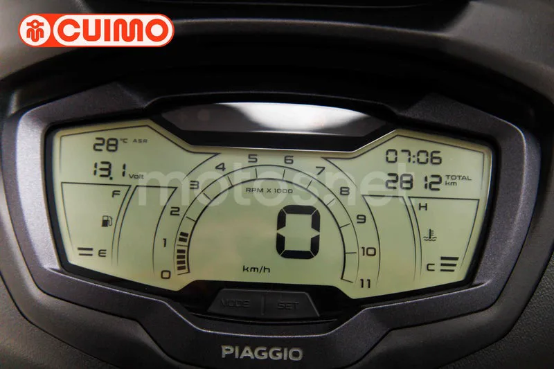Piaggio Beverly 310 - Vista 25