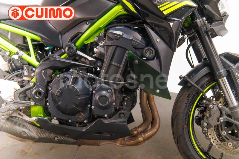 Kawasaki Z900 - Vista 13